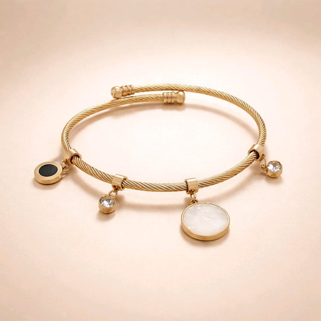 Aarvika Golden Charm Drop Bracelet – close-up detail
