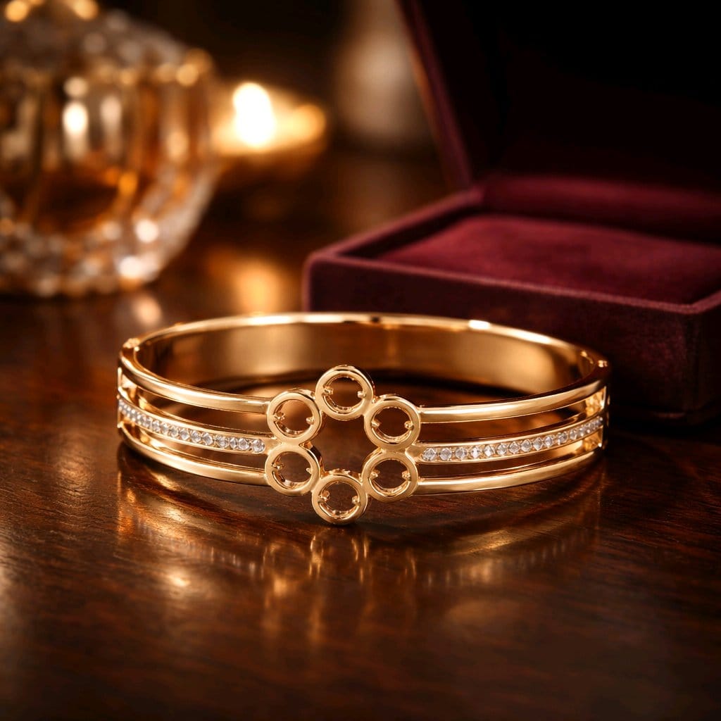 Aarvika Golden Circle Line Bracelet – side view