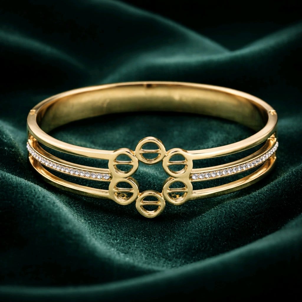Aarvika Golden Circle Line Bracelet – front view