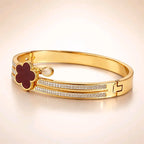 Aarvika CZ Crystal Red Clover Crystal Bracelet – close-up detail