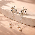 Aarvika Silver Leaf Pearl Drop Earrings – full set