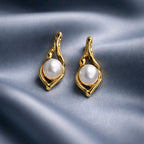 Aarvika Gold Abstract Pearl Drop Earrings – side view