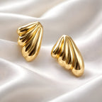 Aarvika Gold Wave Stud Earrings – side view
