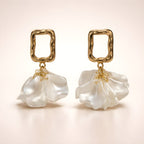 Aarvika Golden Frame Floral Drops – close-up detail