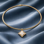 Aarvika 22K Gold-Plated Clover Pendant Hasli Necklace – close-up detail
