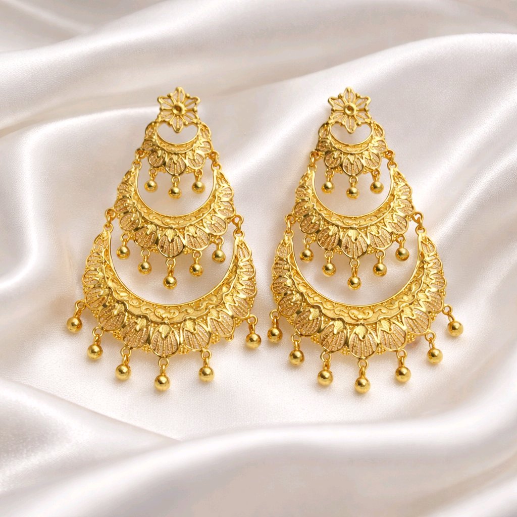 Aarvika Layered Chandbali 1.5 GM Gold Forming Earrings